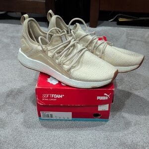 Puma Men's NRGY Neko Knit Sneaker